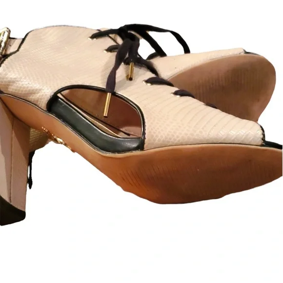 Juicy Couture Lace Up Open Toe Heels Size 10 - Picture 9 of 16